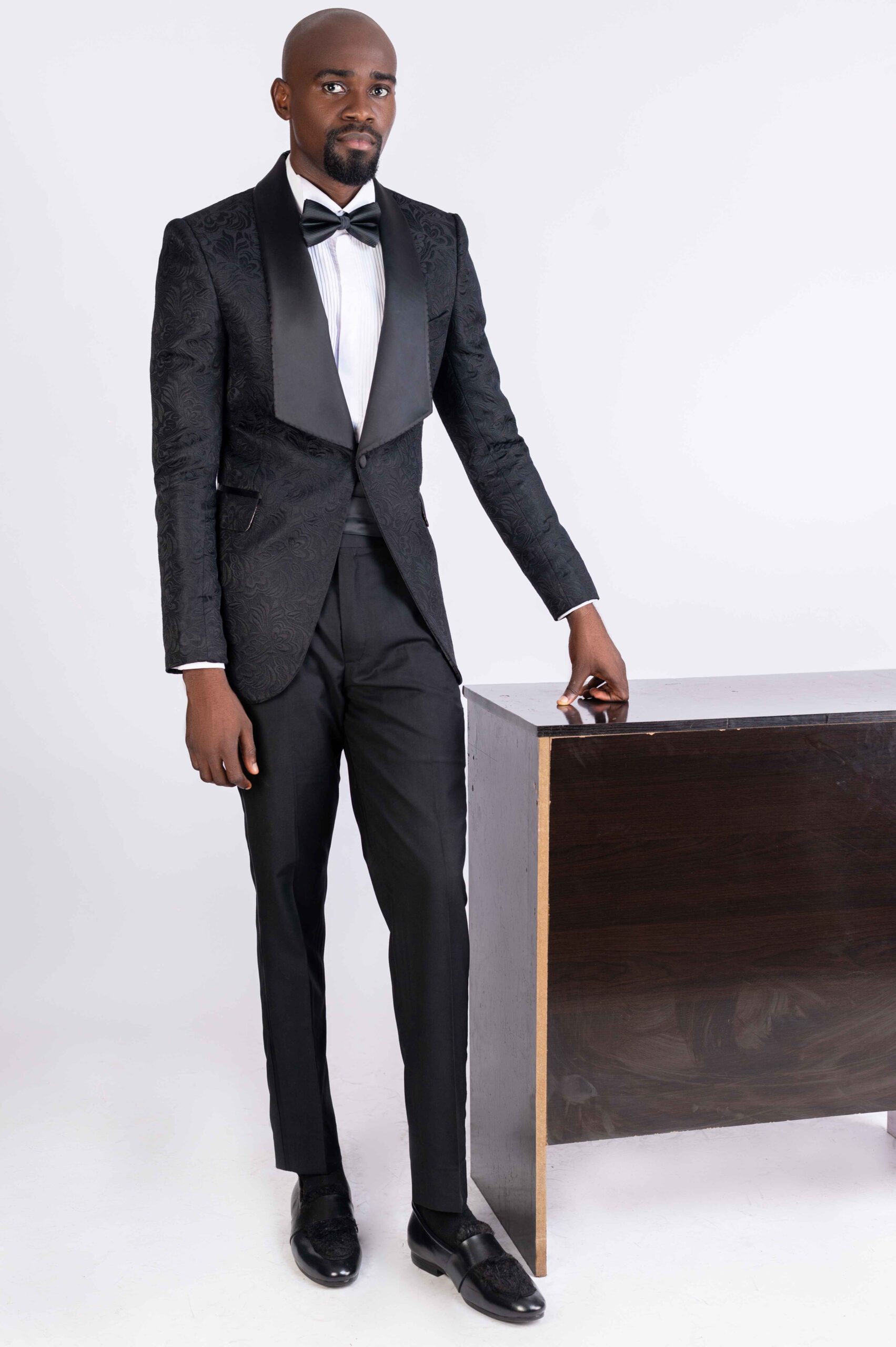 Black Tuxedo Shawl Lapel Two-piece Suit