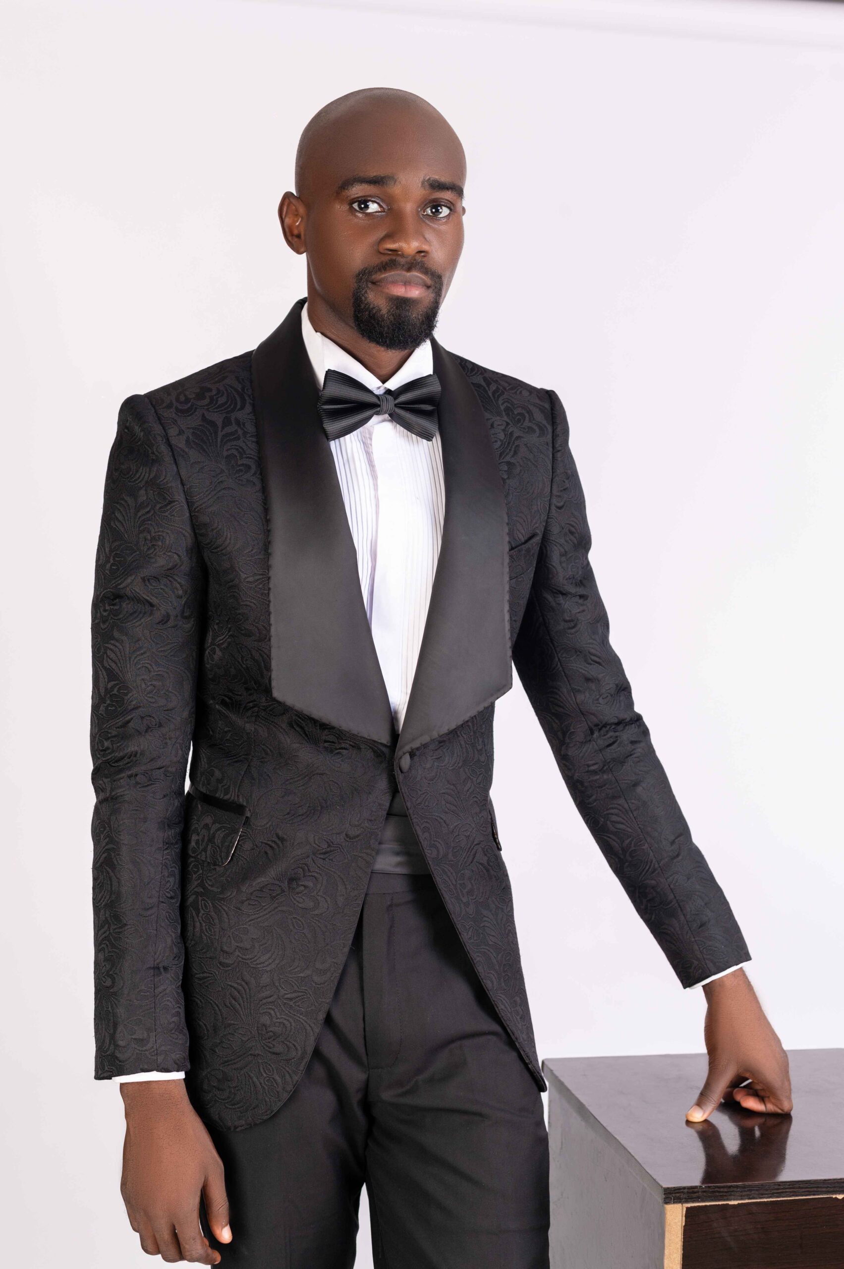 Black Tuxedo Shawl Lapel Two-piece Suit