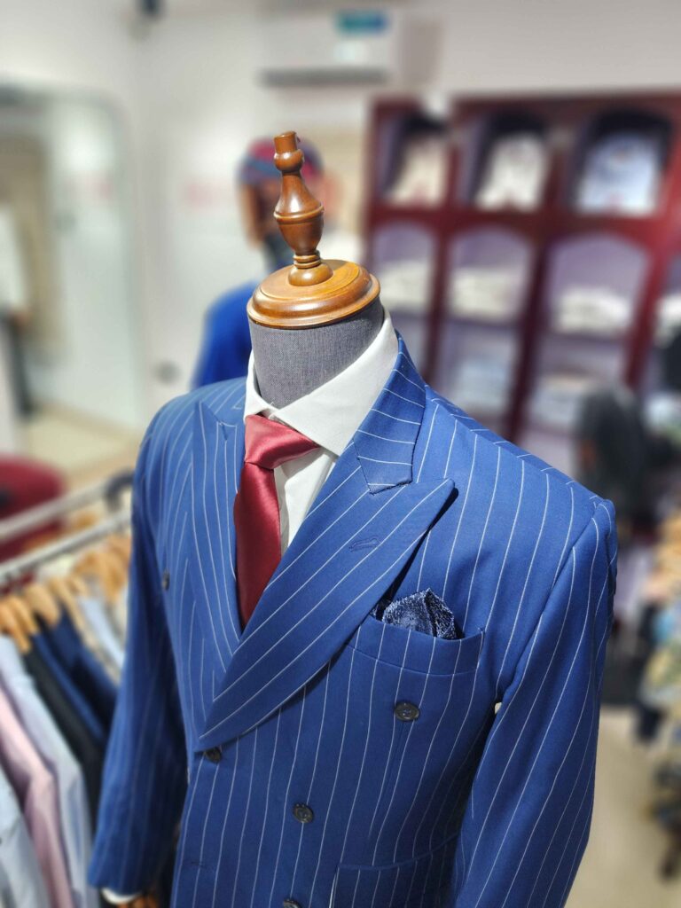 Bright Fato Suit