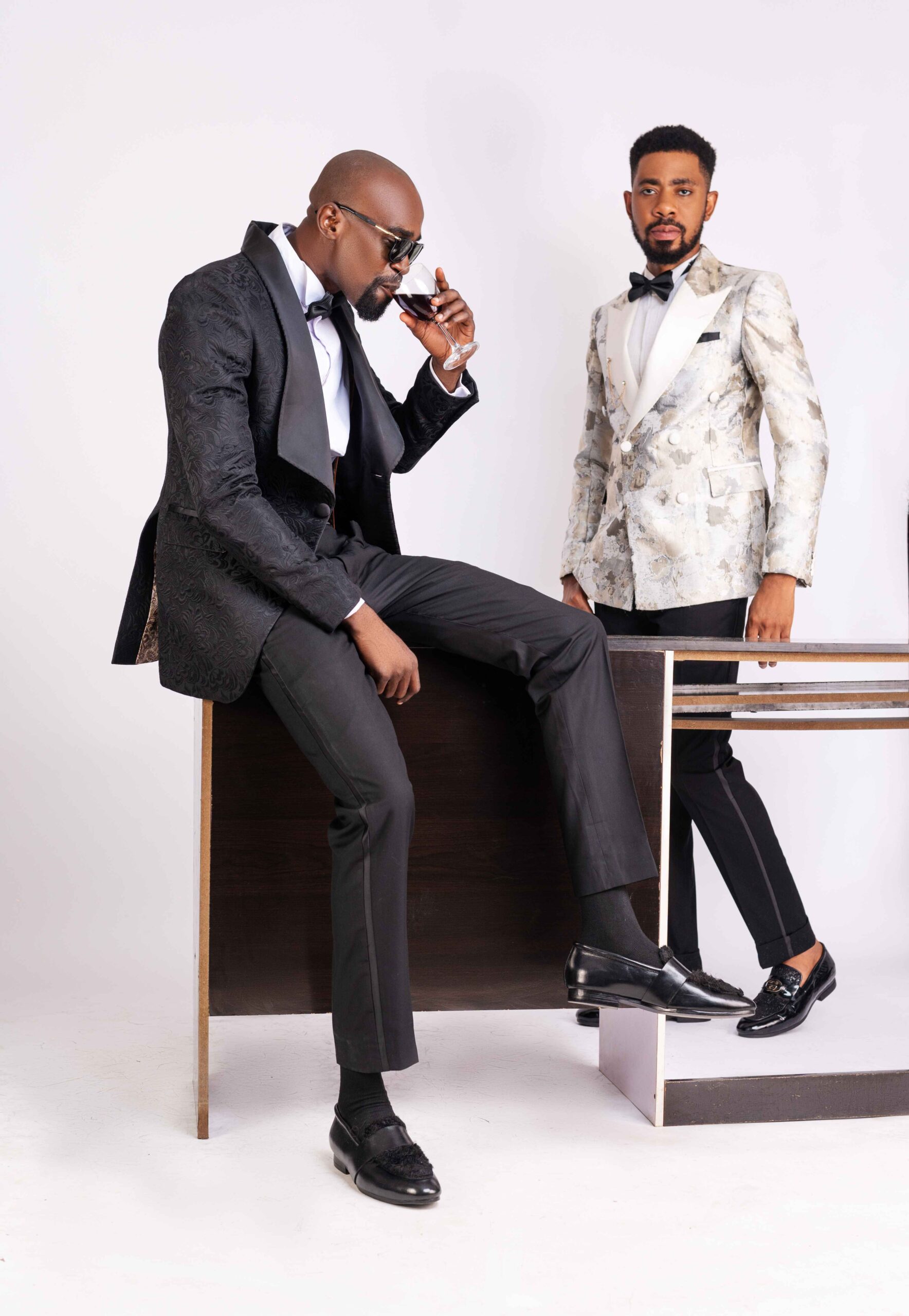 Bright Fato Suit homepage